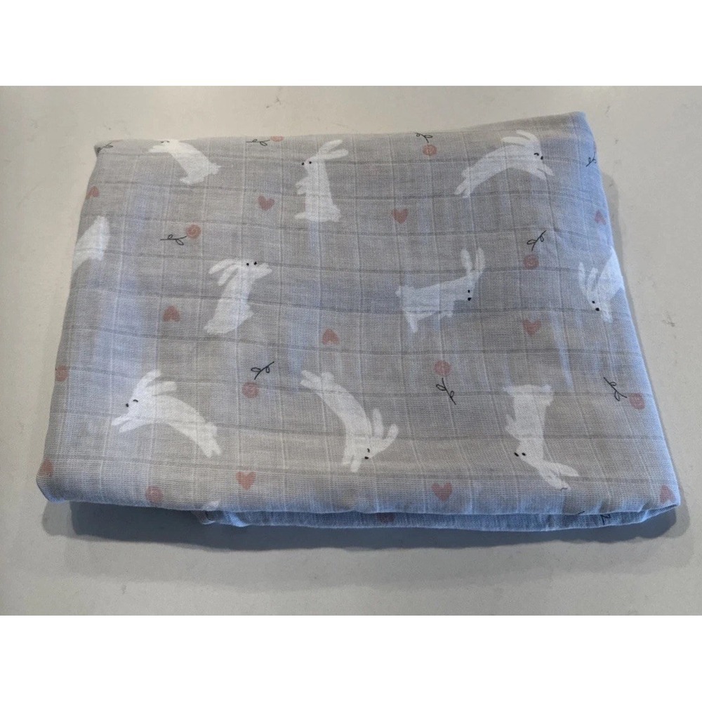 Nordstrom Baby Blanket Bunny Print 100% Cotton Light Gray Pink Heart‎ 48 X 48
